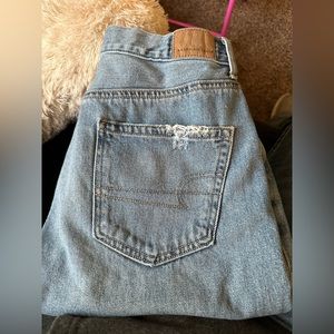 American Eagle mom jeans